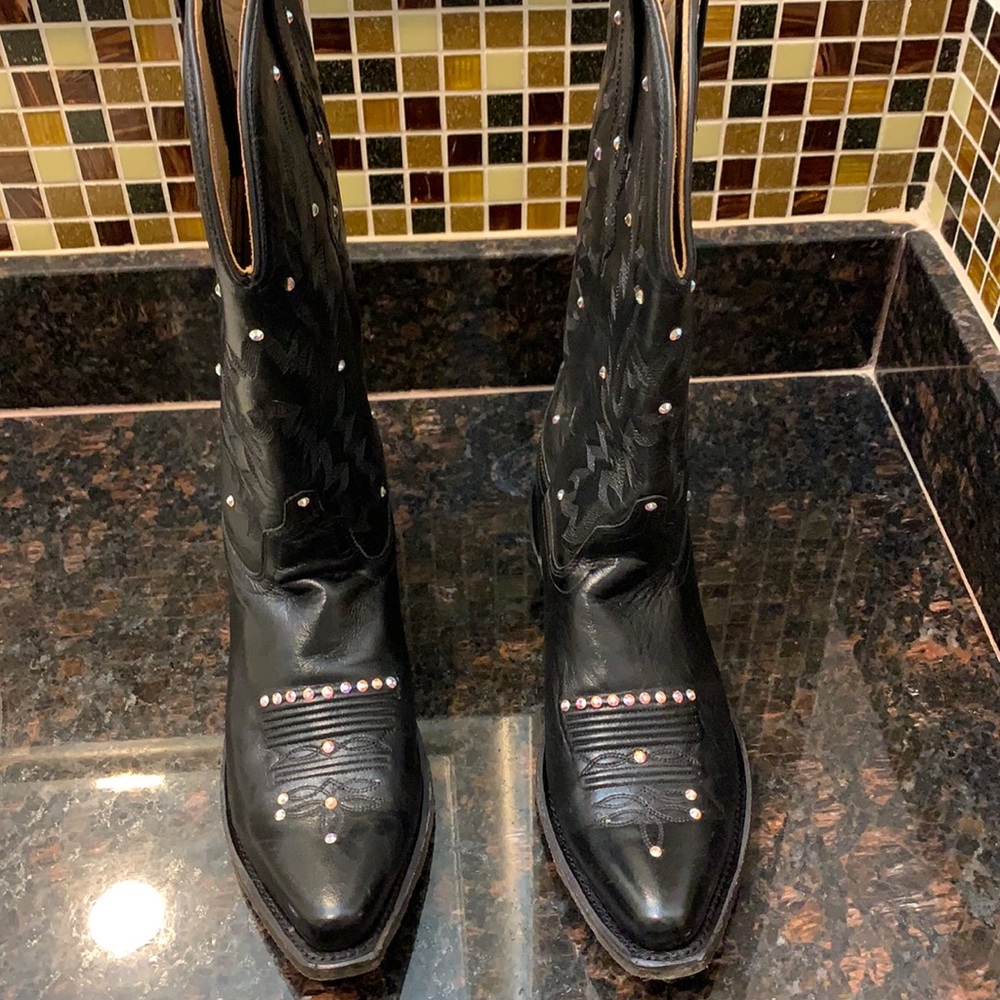 Old west woman classic black boot